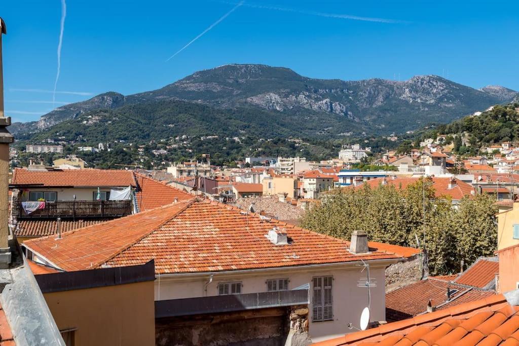 Between The Roofs Of Menton Old Town And The Sea Ngoại thất bức ảnh